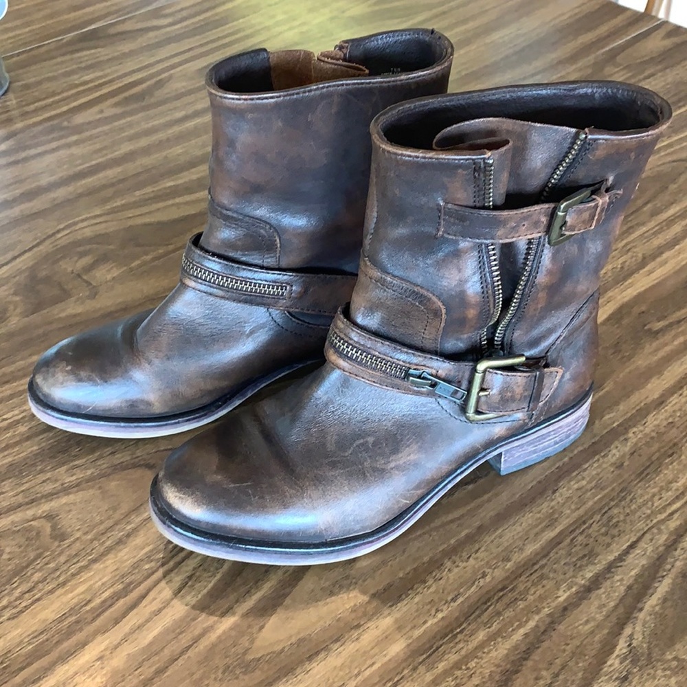 Treasure & Bond leather boots